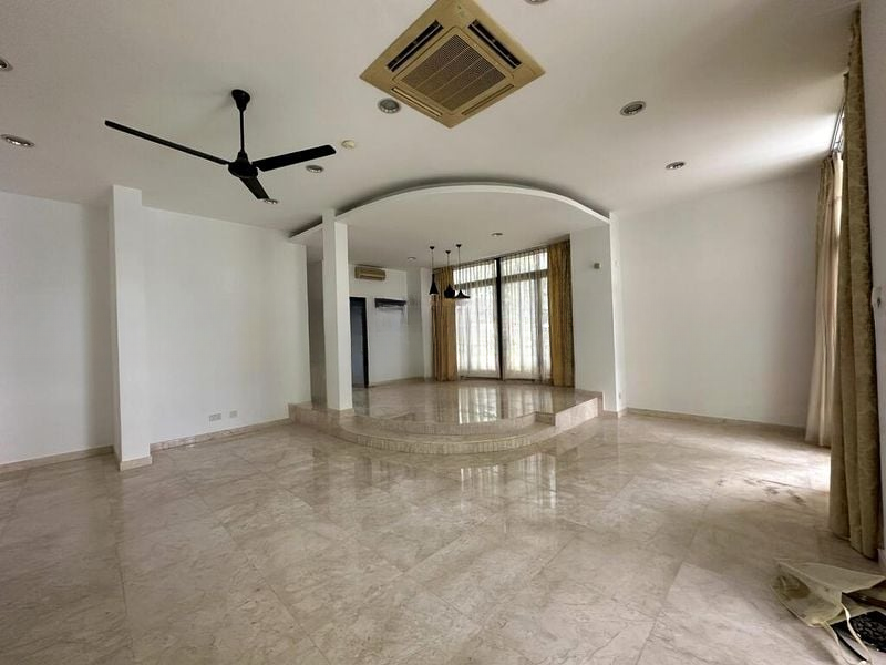 OPERA ESTATE 13