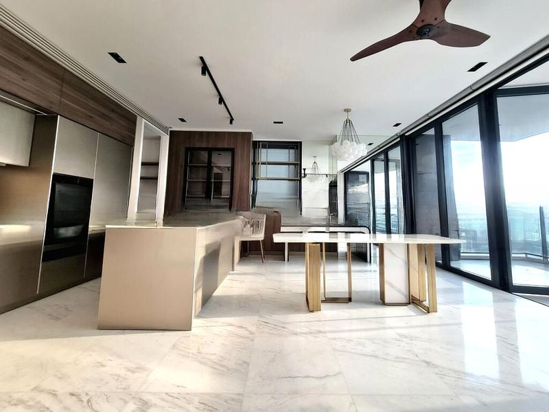 SOUTH BEACH RESIDENCES 4