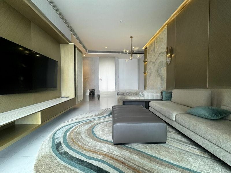 SOUTH BEACH RESIDENCES 5