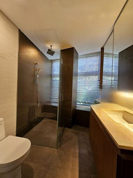 PEAKVIEW ESTATE 4