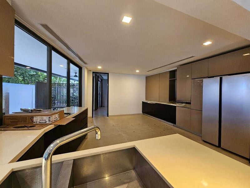 PEAKVIEW ESTATE 9