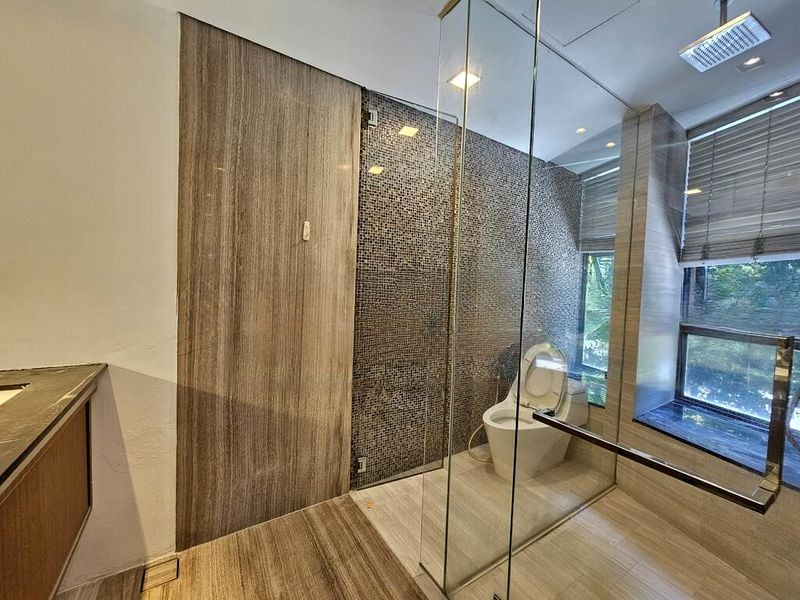 PEAKVIEW ESTATE 7