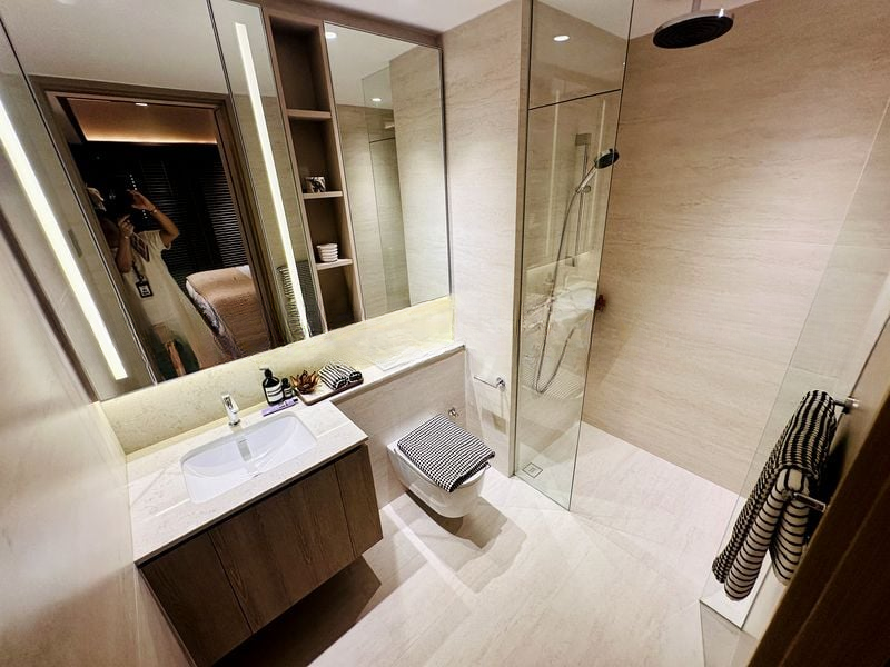 BLOOMSBURY RESIDENCES 12