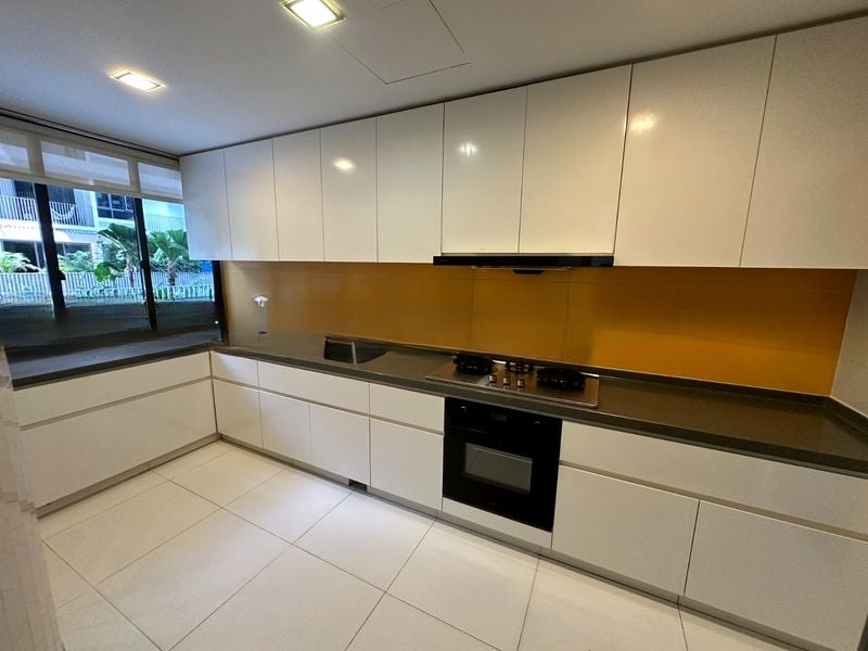 THE INTERLACE 10