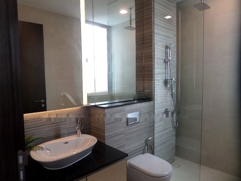 KALLANG RIVERSIDE 11