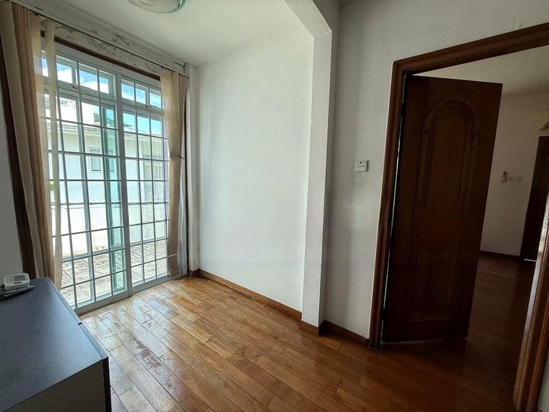 GOLDEN HILL ESTATE 14