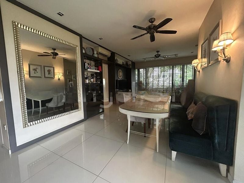 THE INTERLACE 5