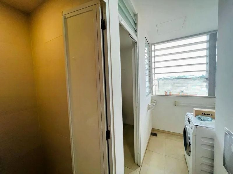 URBAN SUITES 7