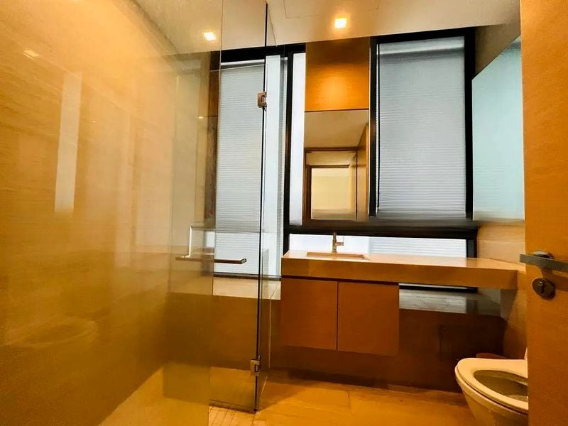 URBAN SUITES 10