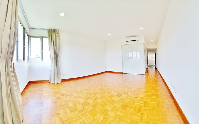NASSIM REGENCY 7