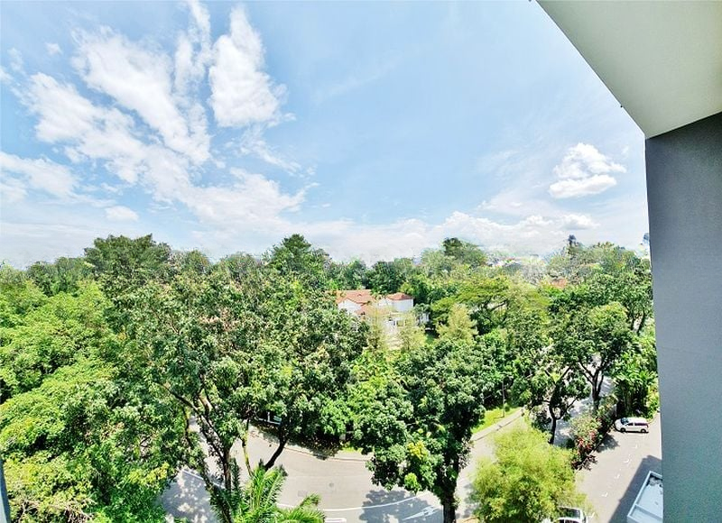 NASSIM REGENCY 9