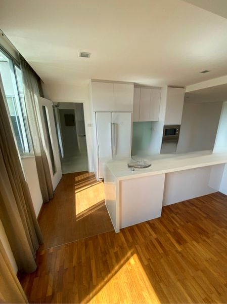 NASSIM REGENCY 12
