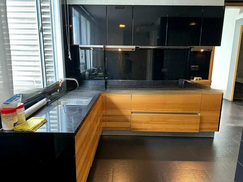 HELIOS RESIDENCES 6