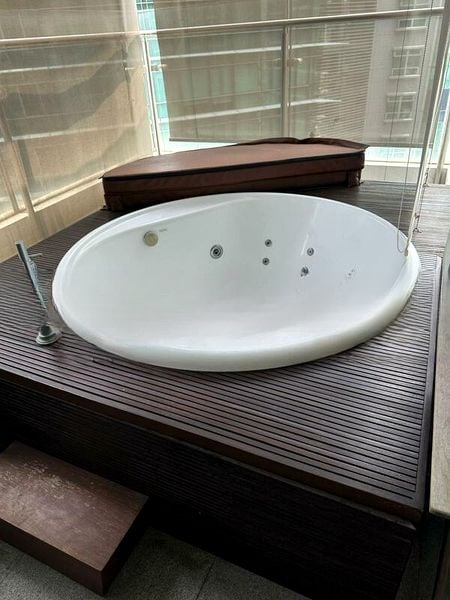 HELIOS RESIDENCES 2
