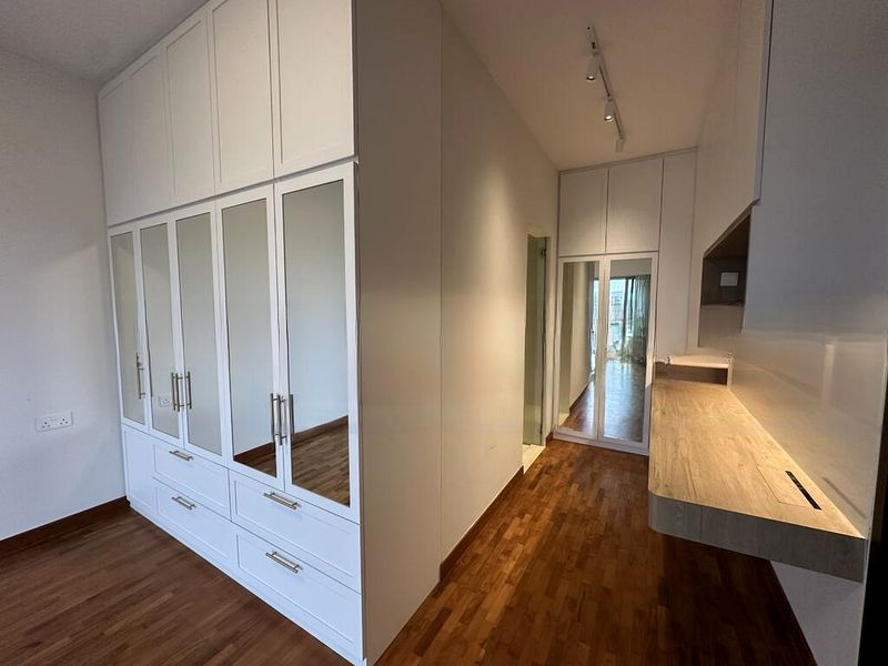 THE ROCHESTER RESIDENCES 11