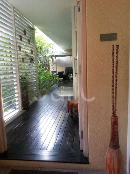 THE BOTANIC ON LLOYD 2