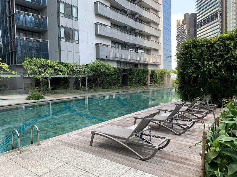 MARINA BAY SUITES 13