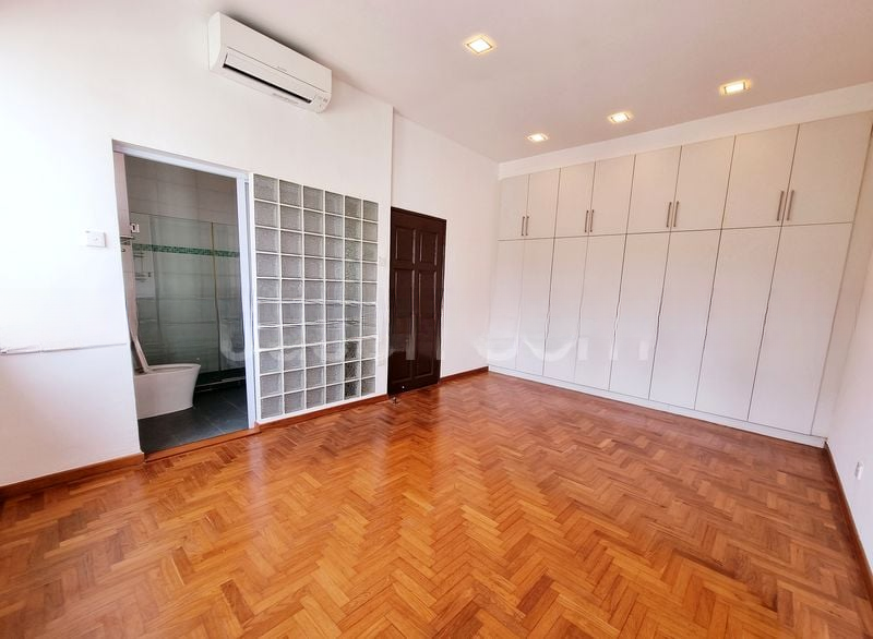 THOMSON HILLS ESTATE 4