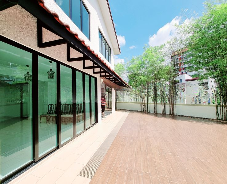 THOMSON HILLS ESTATE 9