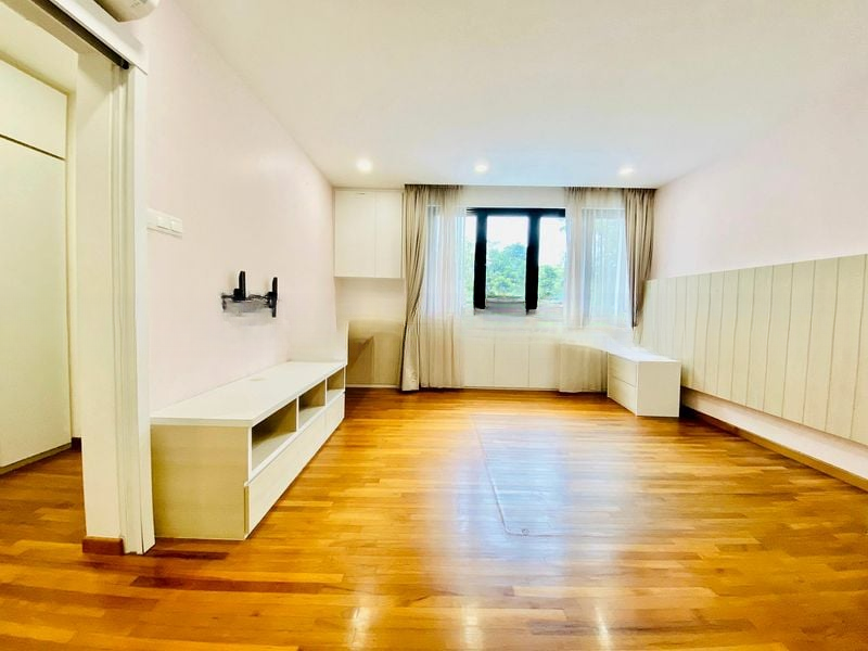 JADE MANSION 9