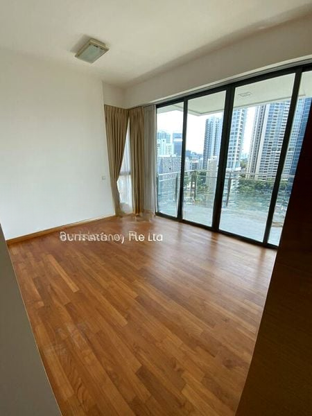RIVERGATE 9