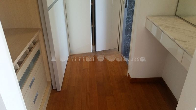 SUITES @ CAIRNHILL 6