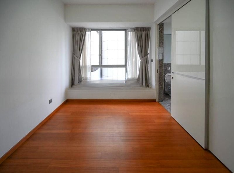 SUITES @ CAIRNHILL 6