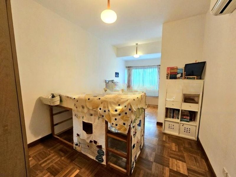 SUNGROVE 9