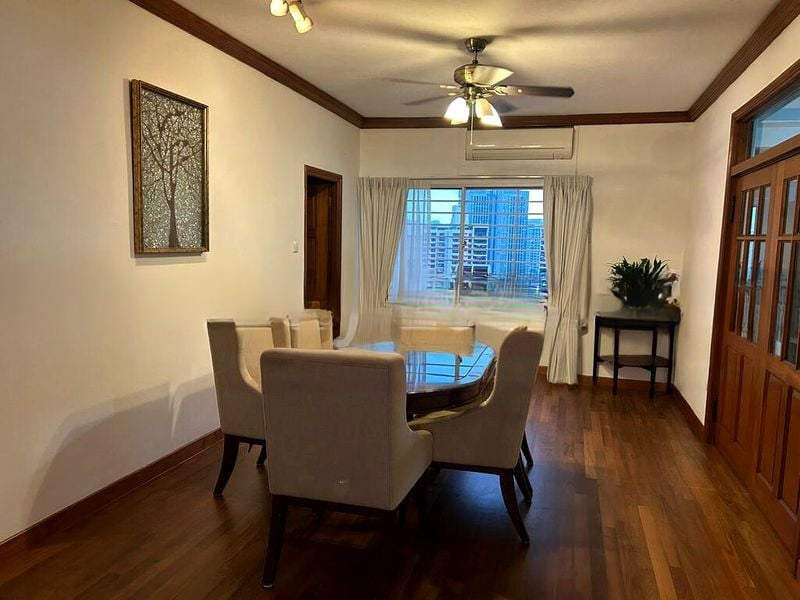 GRANGE HEIGHTS 6