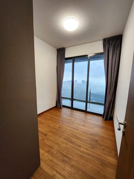 STIRLING RESIDENCES 5