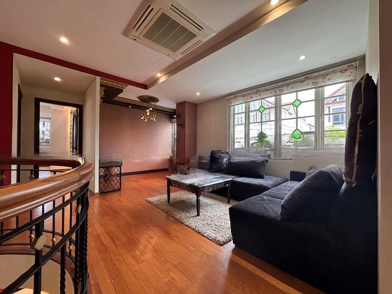 KEW VALE 8