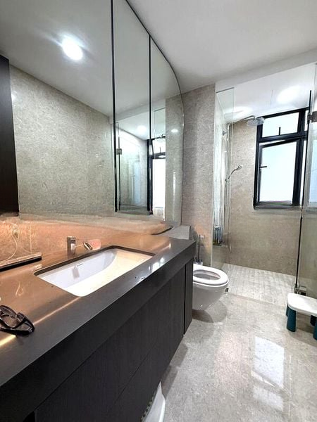 AVENUE SOUTH RESIDENCE 5