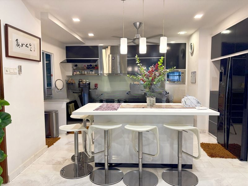 IVORY APARTMENTS 5