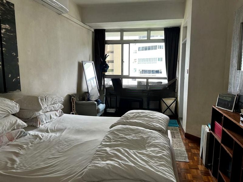 ELIZABETH HEIGHTS 8