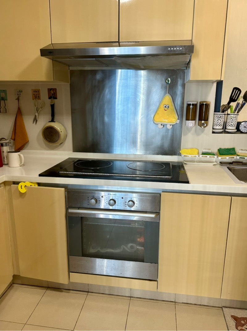 CITY SQUARE RESIDENCES 11