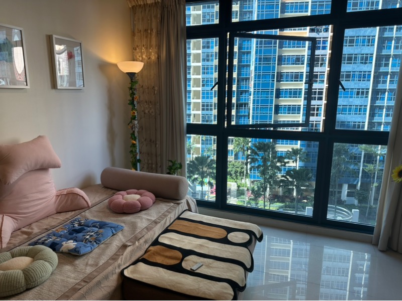 CITY SQUARE RESIDENCES 8