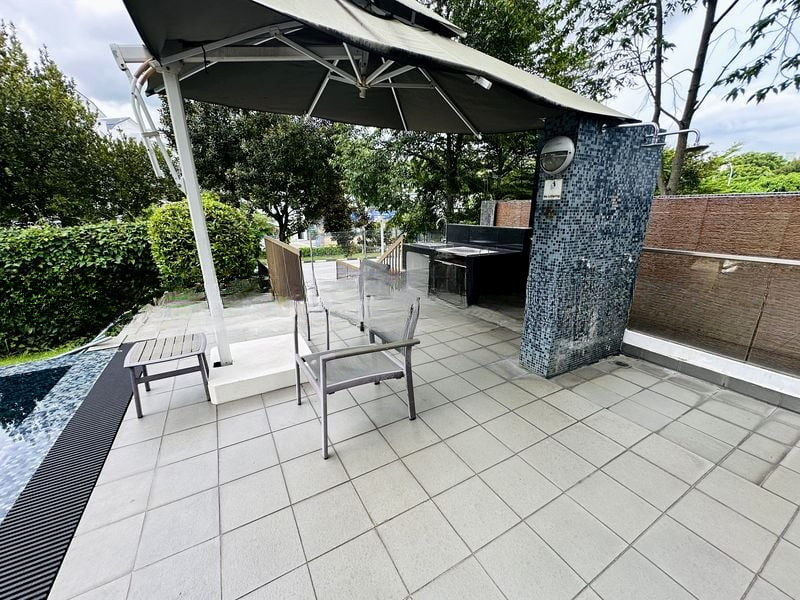 CHARLTON RESIDENCES 8