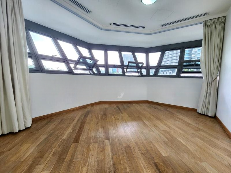 CONCOURSE SKYLINE 12