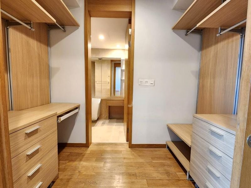 CONCOURSE SKYLINE 11