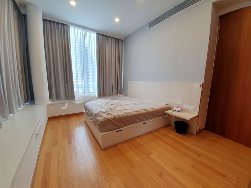 ONE BALMORAL 4