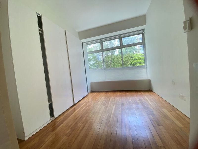 THE BOTANIC ON LLOYD 4