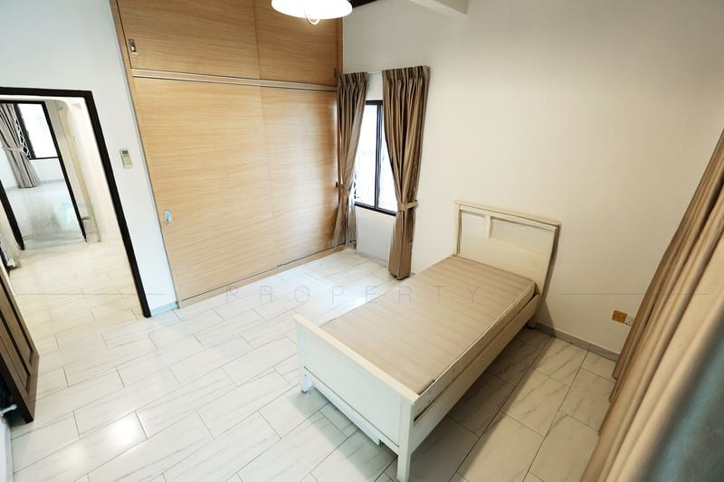 CHANGI GROVE 13