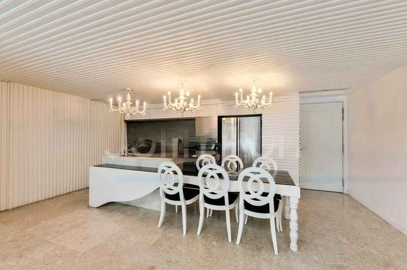 THE LAKEFRONT RESIDENCES 3