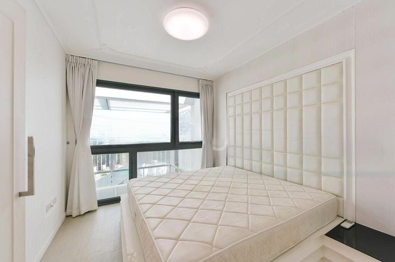 THE LAKEFRONT RESIDENCES 10