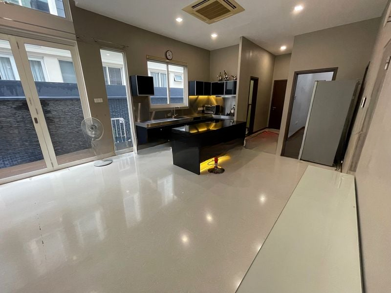 SELETAR HILLS ESTATE 3