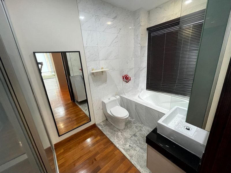 SELETAR HILLS ESTATE 6