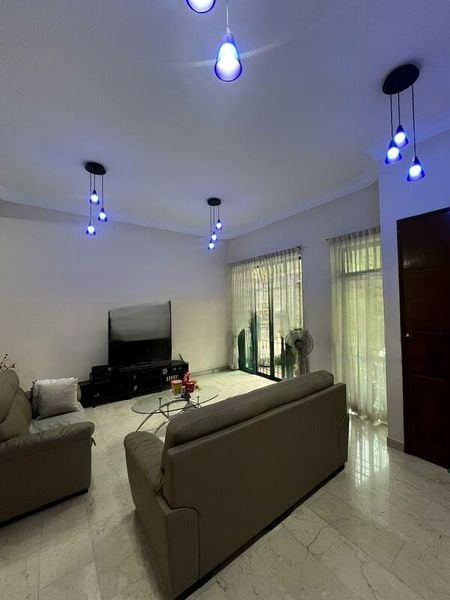 LAKESIDE GROVE 3