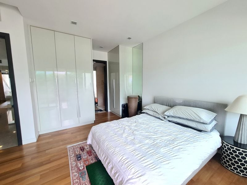 THE BERTH BY THE COVE 5