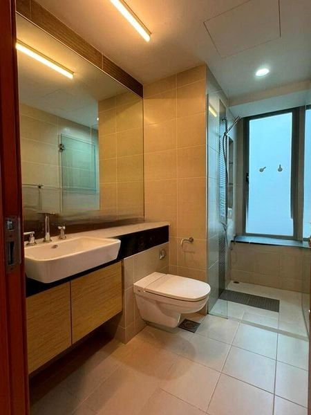 THE BERTH BY THE COVE 3