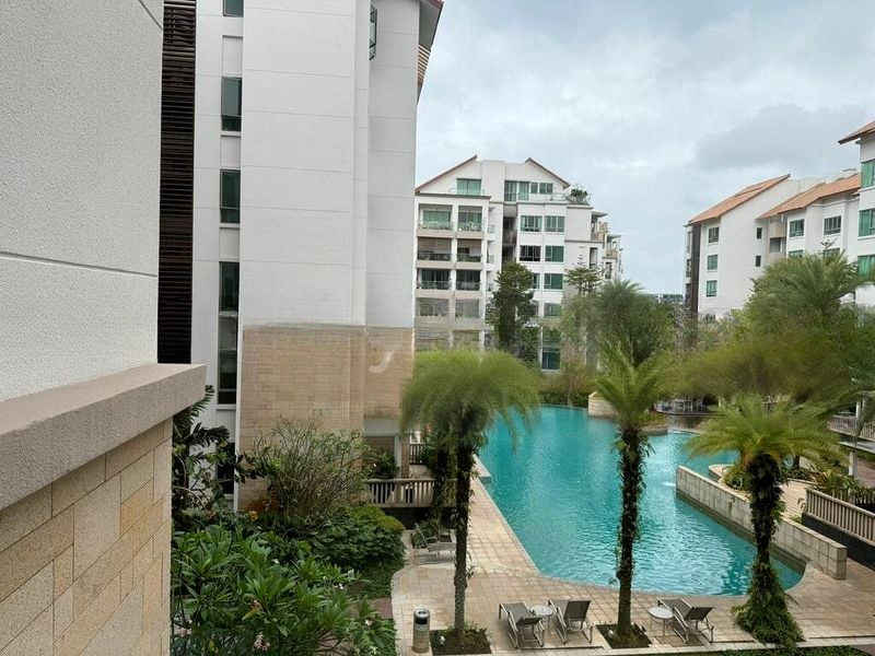 THE BERTH BY THE COVE 6